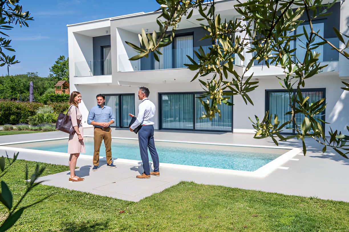 Guiding Mosaic Real Estate Group